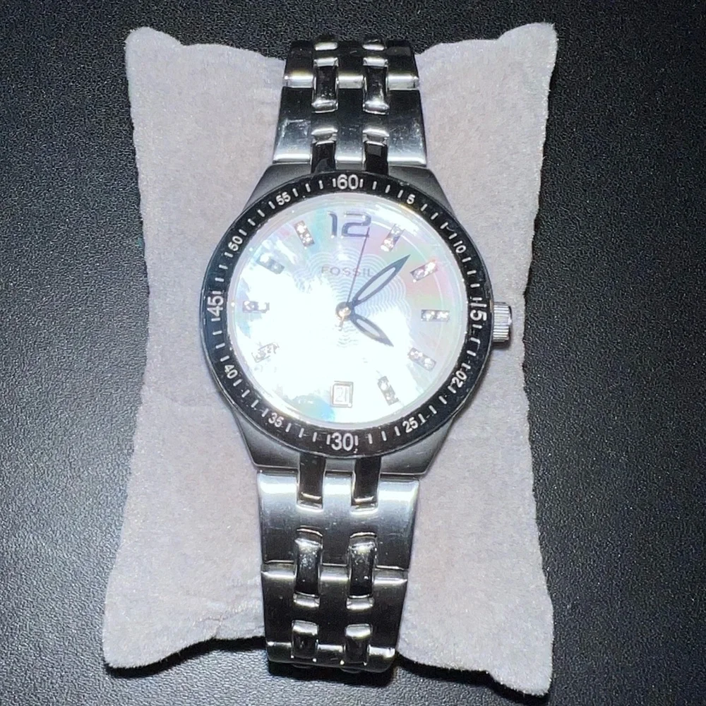 Fossil Watch with mother of pearl face - Picture 7 of 9